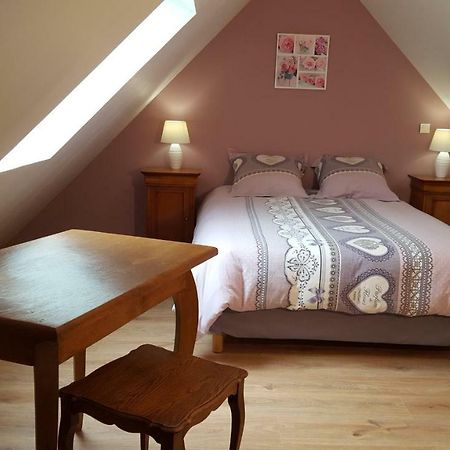 Vacation Home On Rue Du Marais 5 Petiville  外观 照片