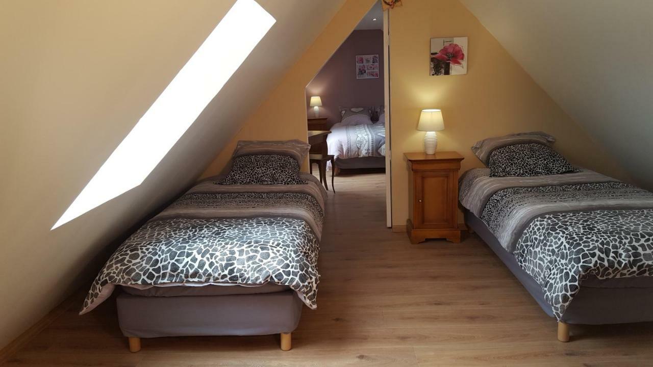Vacation Home On Rue Du Marais 5 Petiville  外观 照片